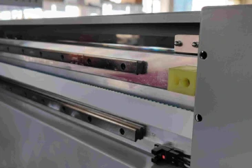 yd1313-uv-flatbed-printer-details-3